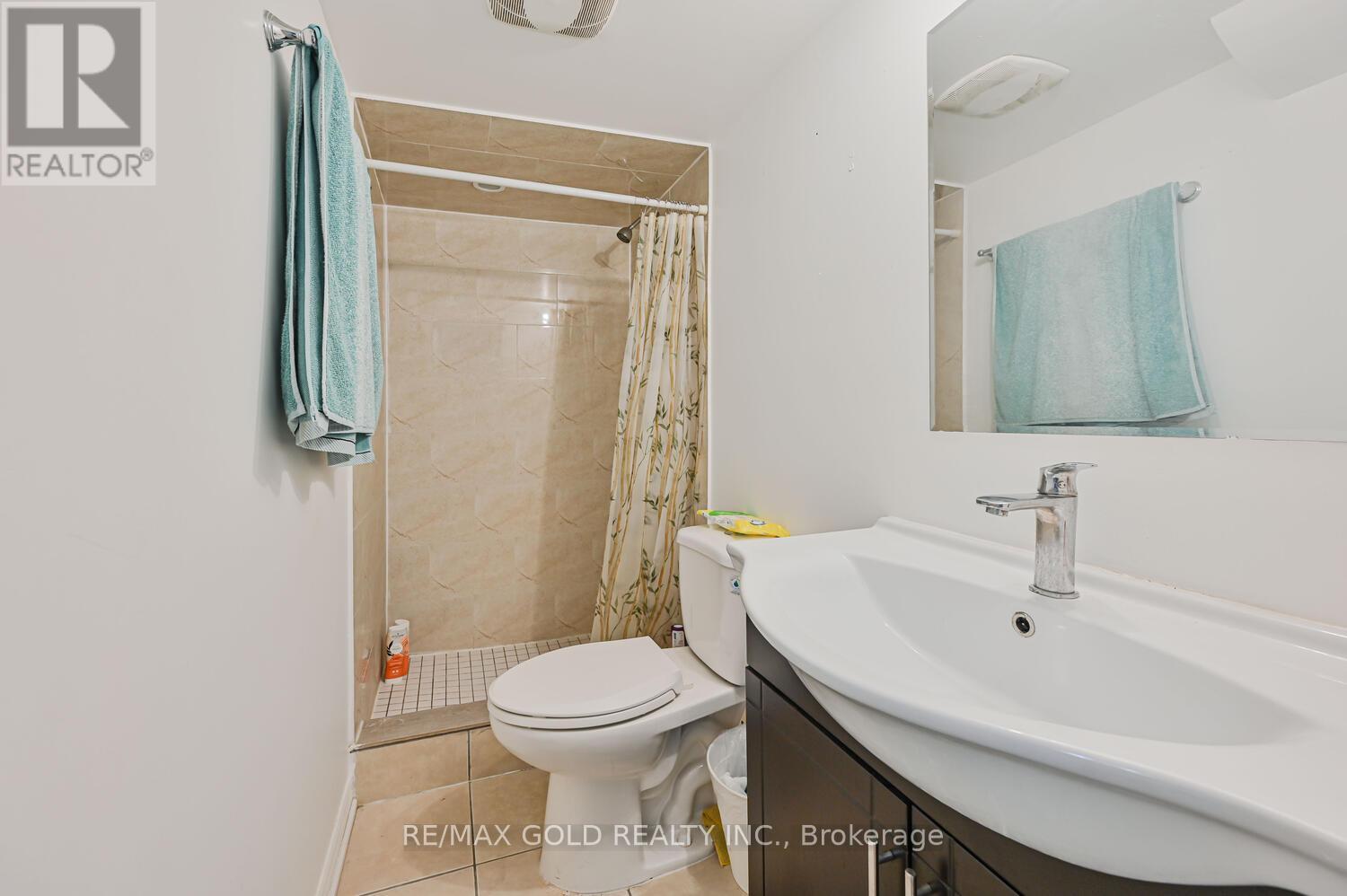 122 White Tail Crescent, Brampton (Fletcher's West), Ontario  L6Y 5C3 - Photo 11 - W12383883