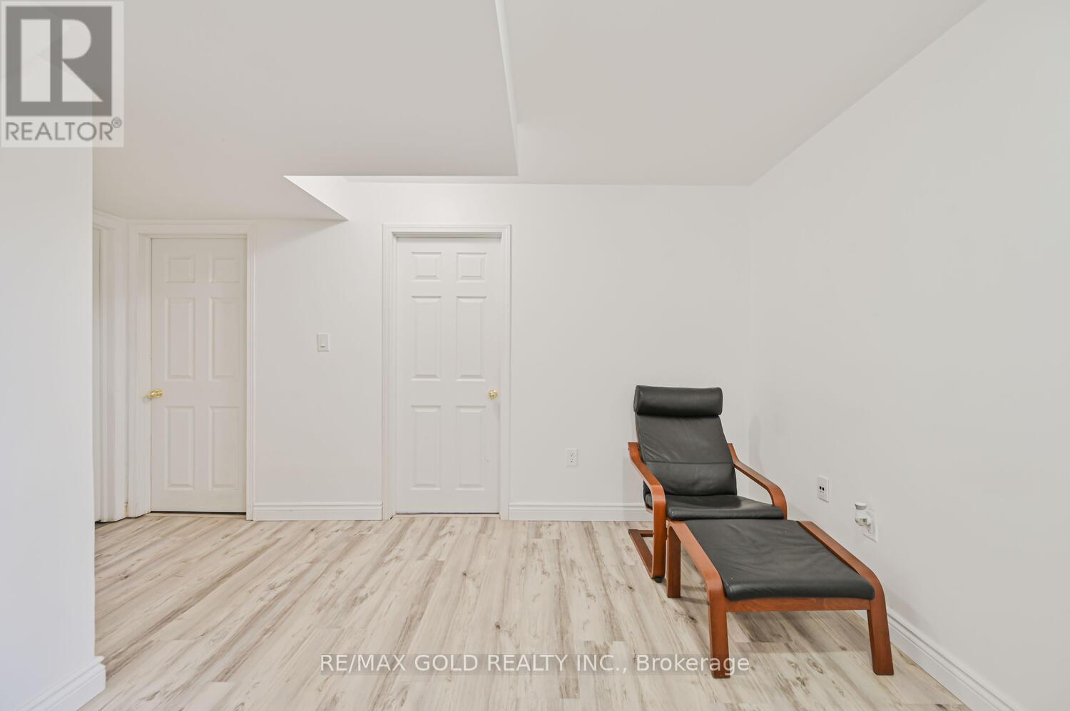 122 White Tail Crescent, Brampton (Fletcher's West), Ontario  L6Y 5C3 - Photo 14 - W12383883