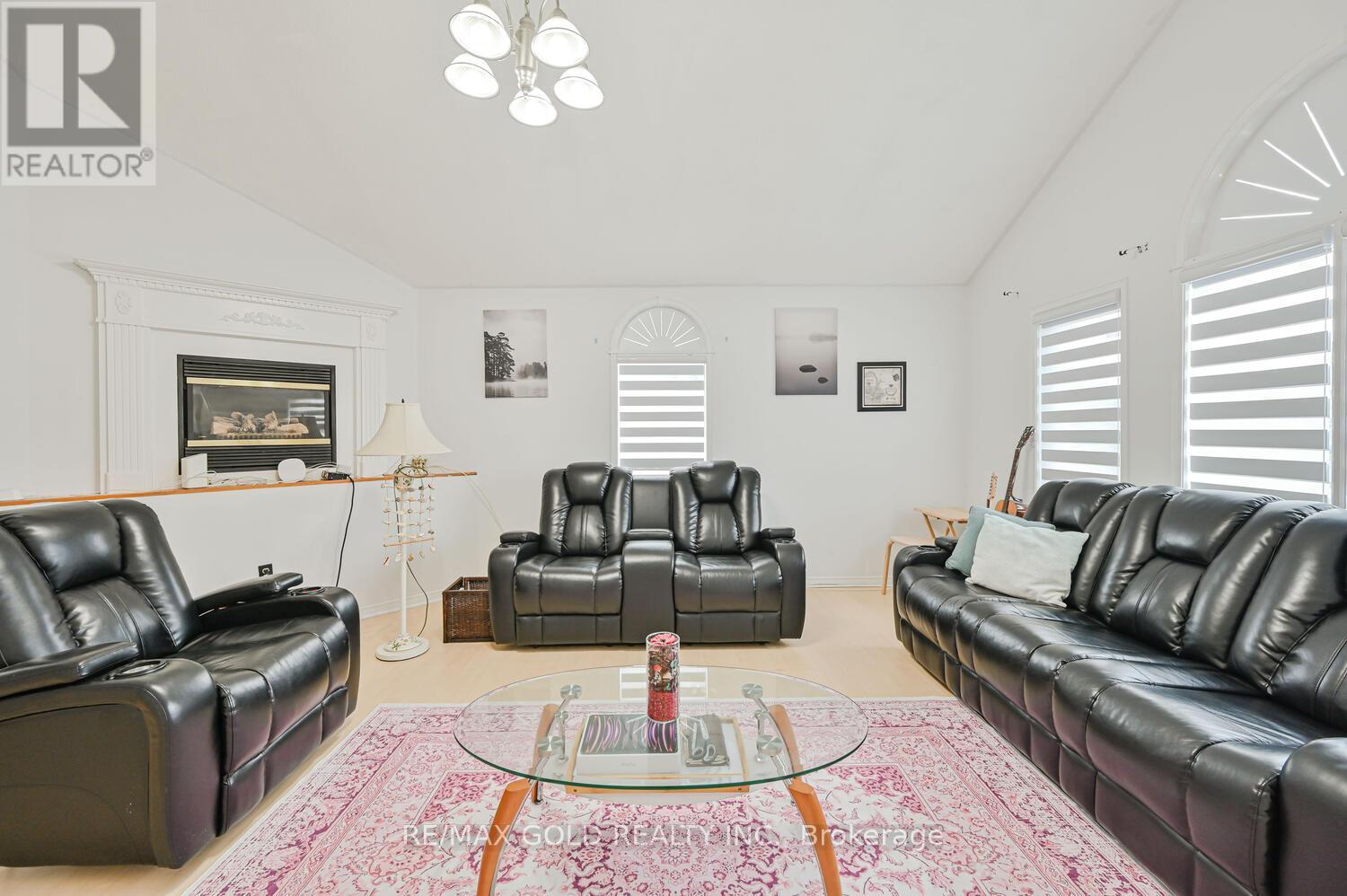 122 White Tail Crescent, Brampton (Fletcher's West), Ontario  L6Y 5C3 - Photo 37 - W12383883