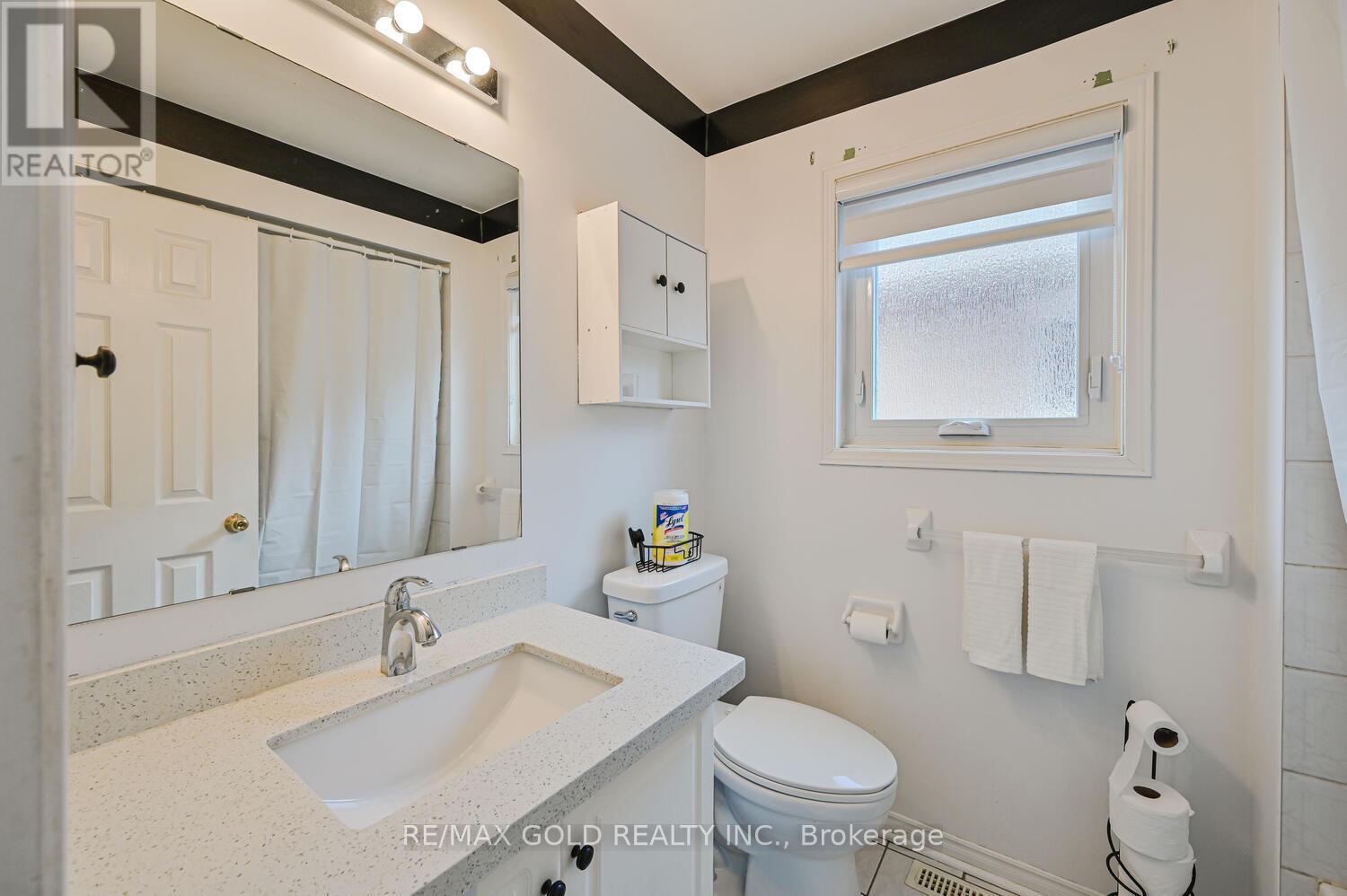 122 White Tail Crescent, Brampton (Fletcher's West), Ontario  L6Y 5C3 - Photo 38 - W12383883