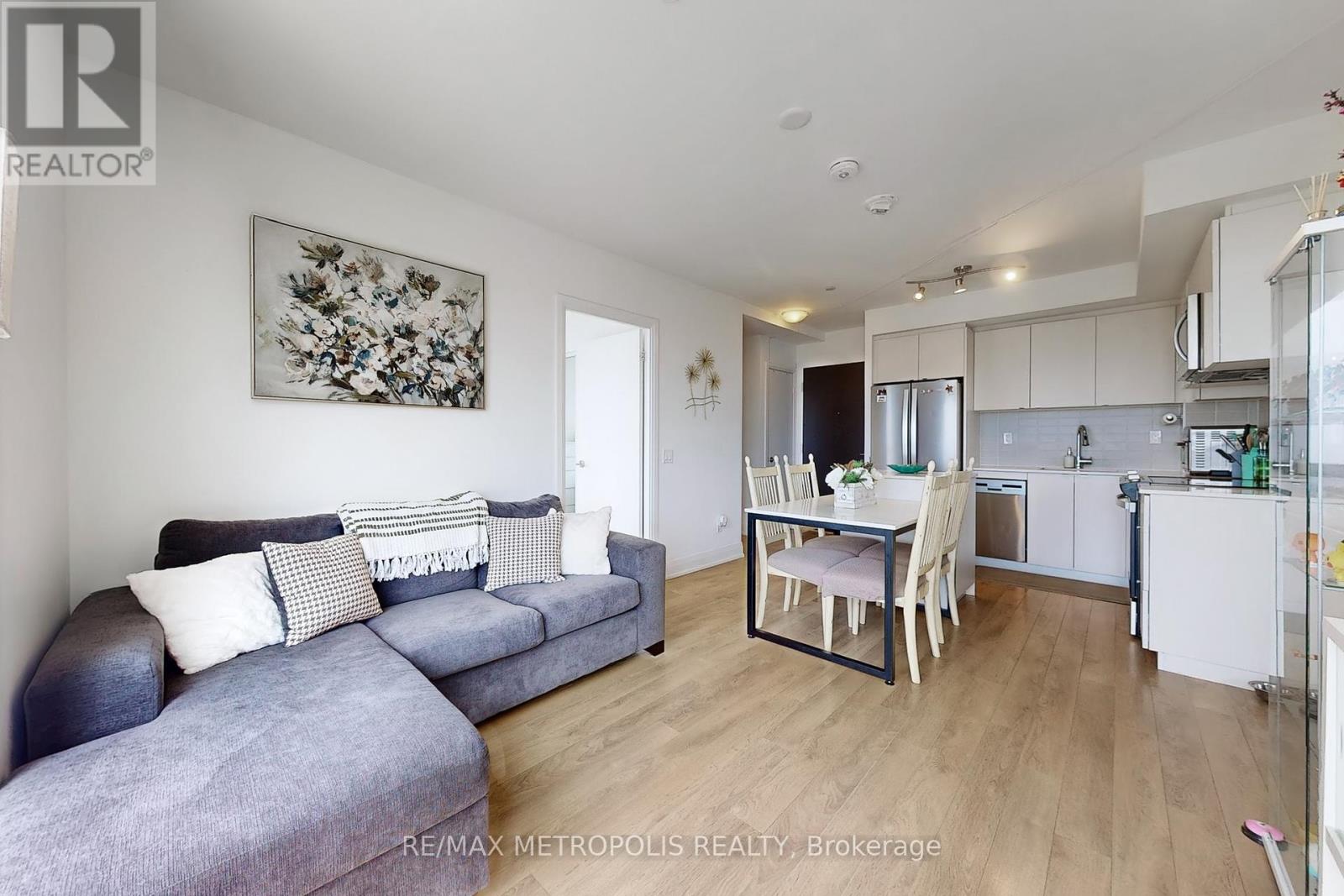 2103 - 1461 Lawrence Avenue W, Toronto, Ontario  M6L 0A6 - Photo 13 - W12383903