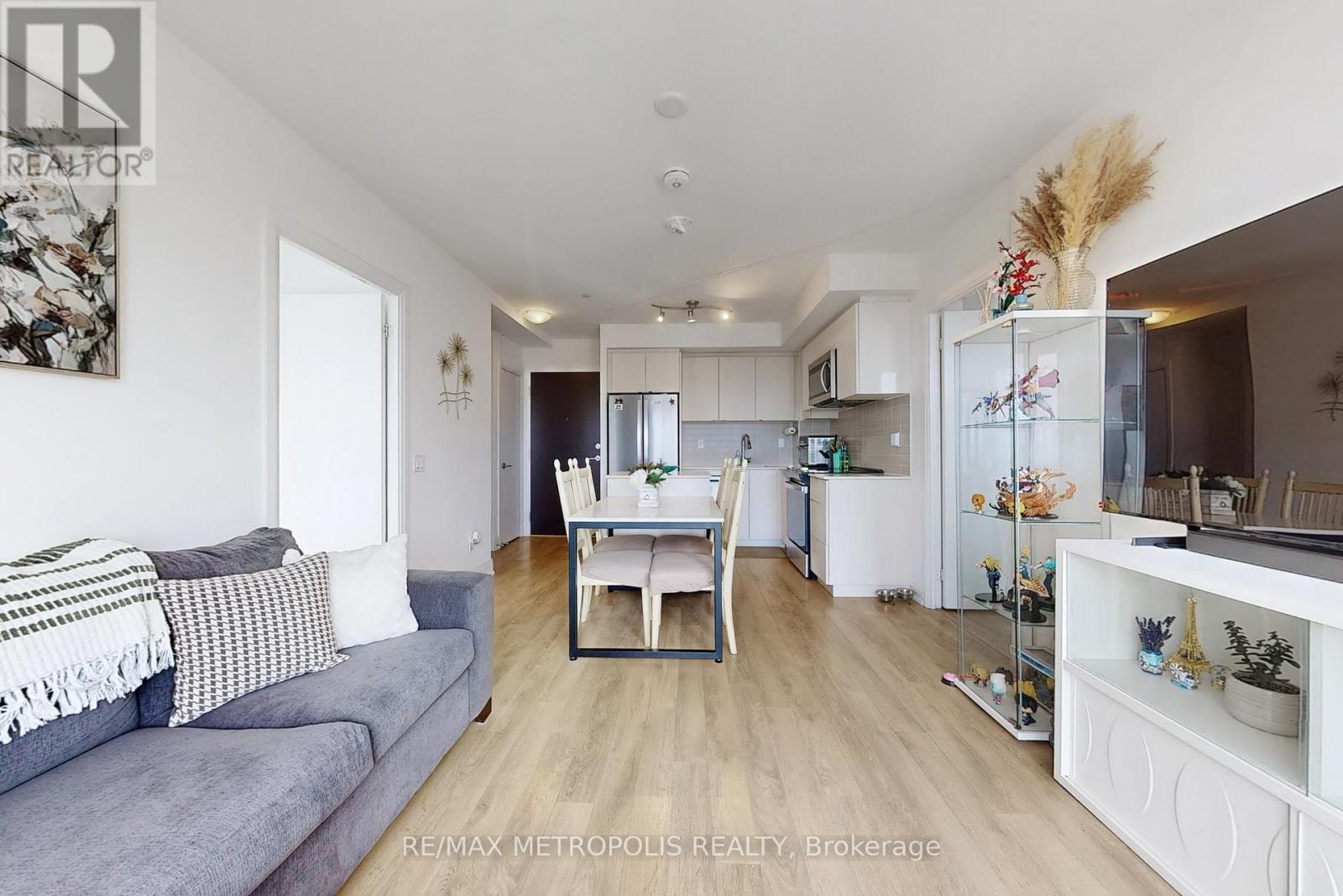 2103 - 1461 Lawrence Avenue W, Toronto, Ontario  M6L 0A6 - Photo 14 - W12383903