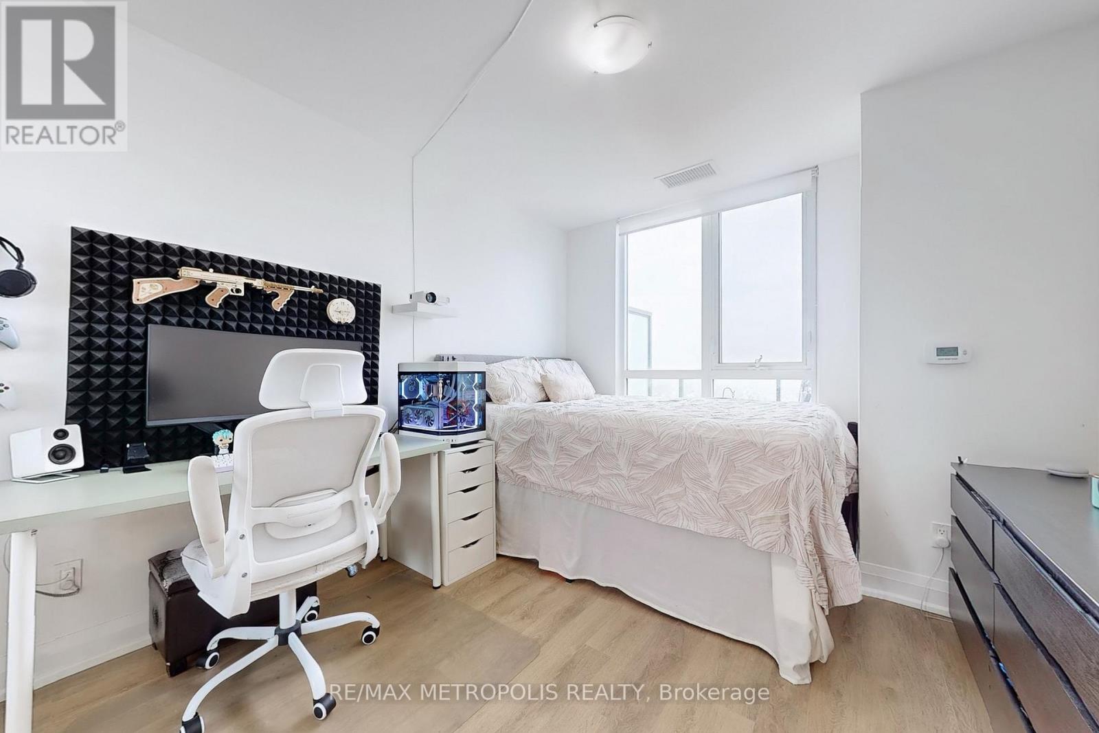 2103 - 1461 Lawrence Avenue W, Toronto, Ontario  M6L 0A6 - Photo 19 - W12383903