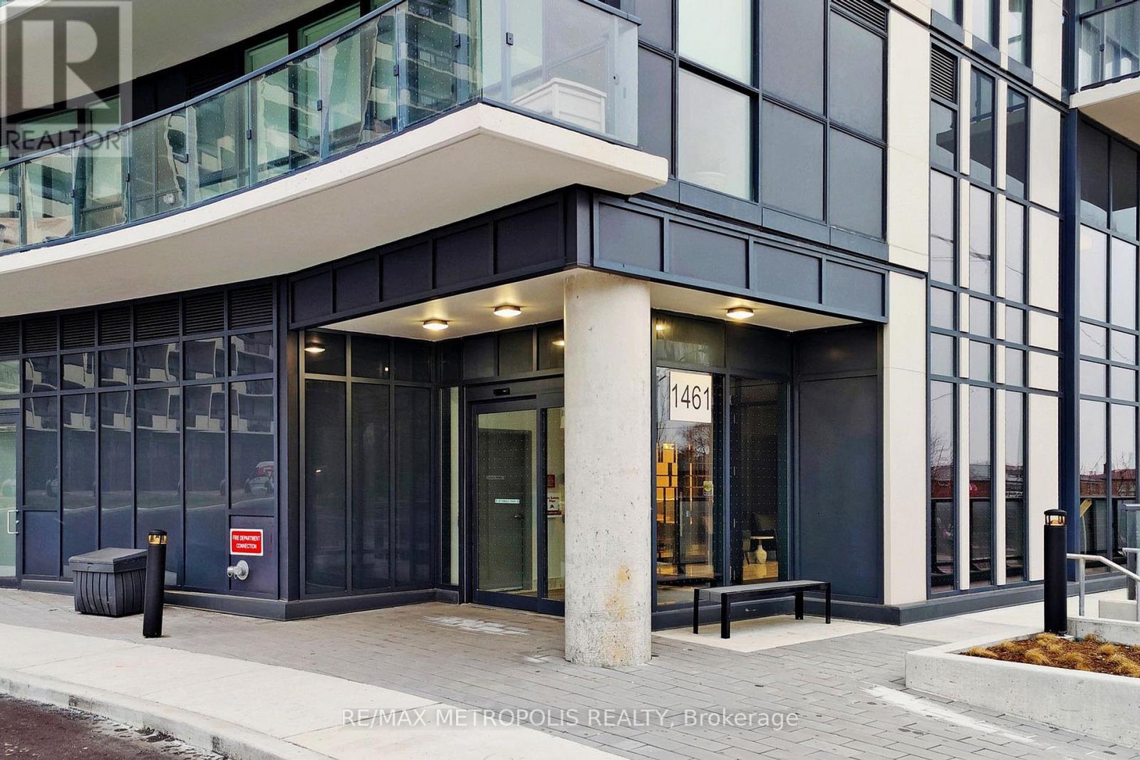 2103 - 1461 Lawrence Avenue W, Toronto, Ontario  M6L 0A6 - Photo 3 - W12383903