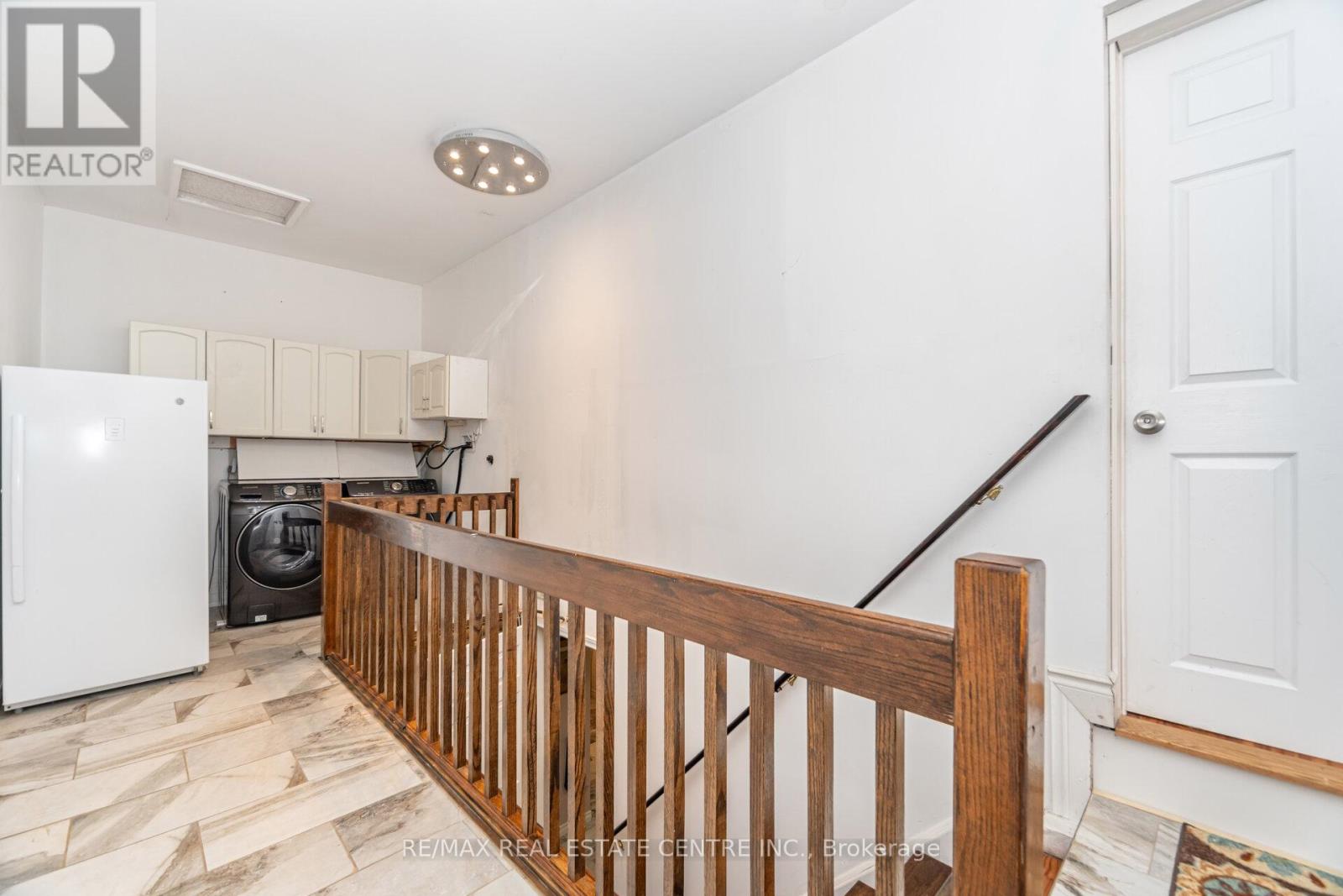 29 Jessica Lane, Guelph/eramosa, Ontario  N1H 6J1 - Photo 32 - X12383834