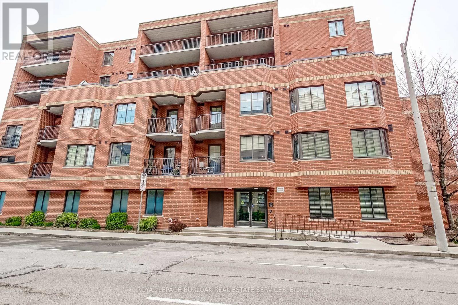 404 - 47 Caroline Street N, Hamilton, Ontario  L8R 2R6 - Photo 2 - X12383919