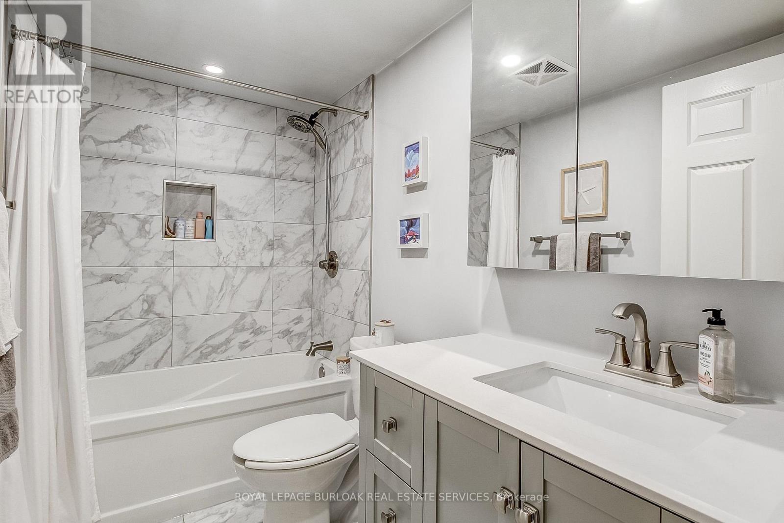 404 - 47 Caroline Street N, Hamilton, Ontario  L8R 2R6 - Photo 22 - X12383919