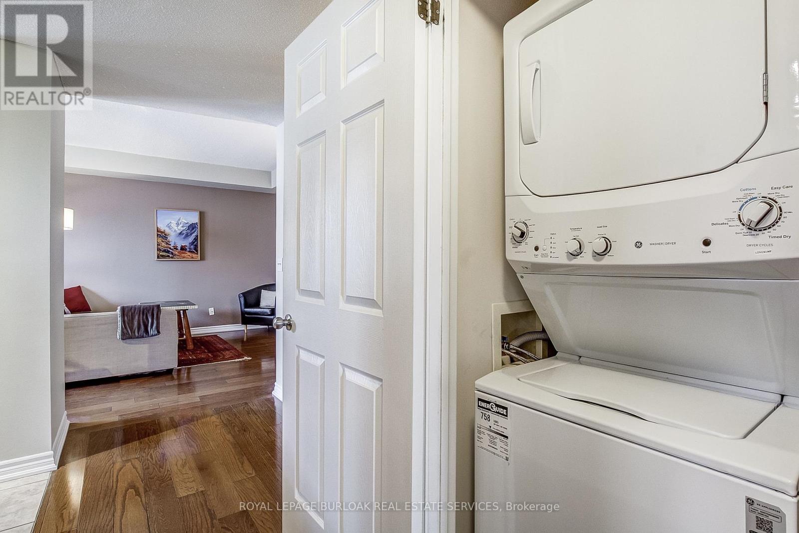 404 - 47 Caroline Street N, Hamilton, Ontario  L8R 2R6 - Photo 27 - X12383919