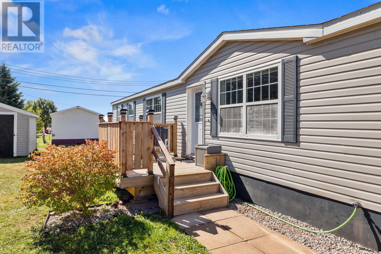 23 Gordon Avenue, Summerside, Prince Edward Island  C1N 6R6 - Photo 1 - 202522514
