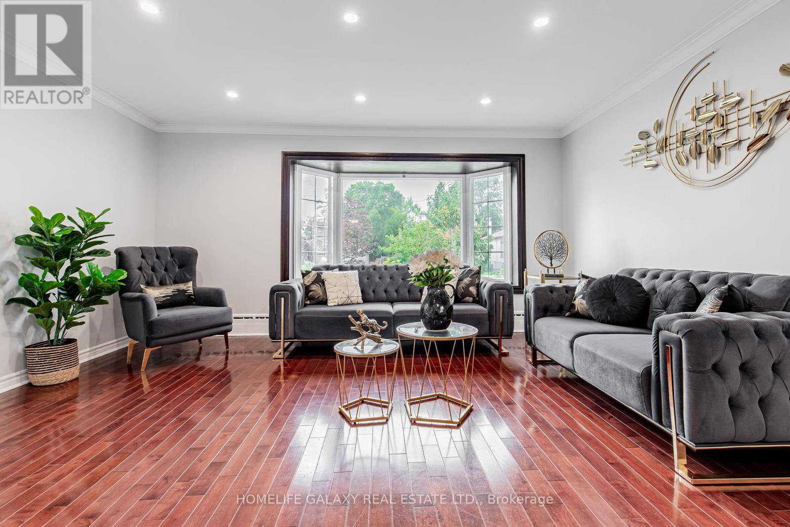 43 Larkhall Avenue, Toronto, Ontario  M1J 1V2 - Photo 6 - E12378944