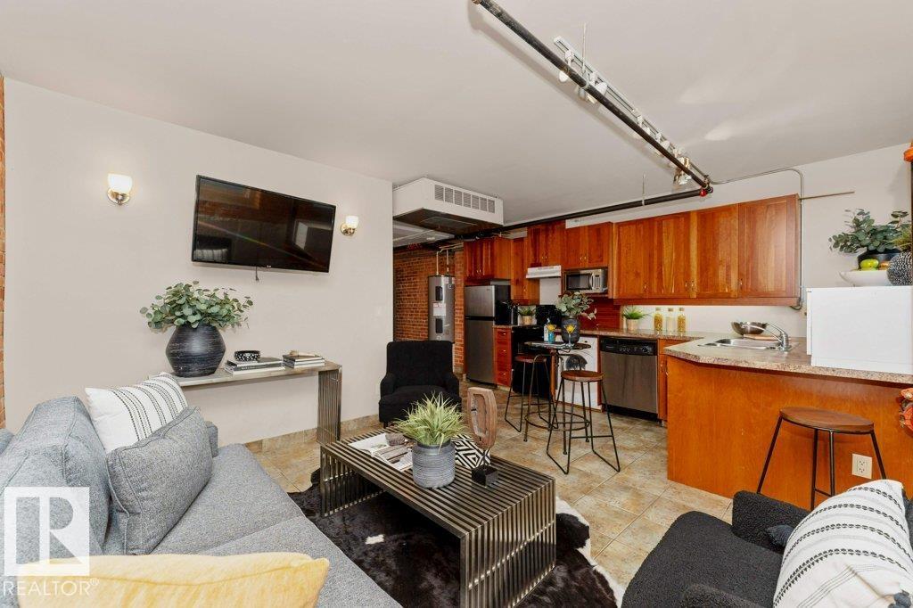 #001 10249 104 St Nw, Edmonton, Alberta  T5J 1B1 - Photo 13 - E4442726