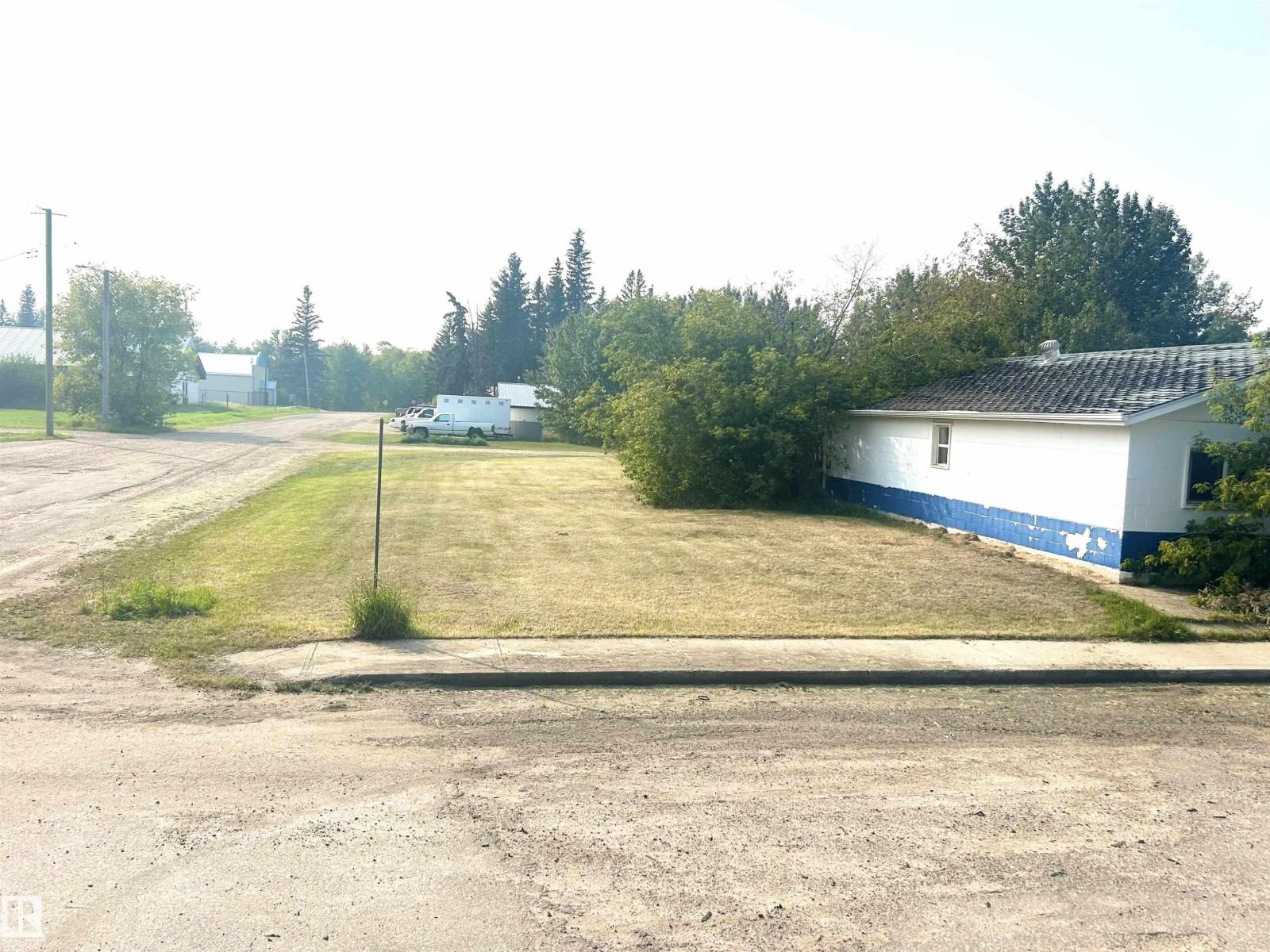 4219 Main Street, Ashmont, Alberta