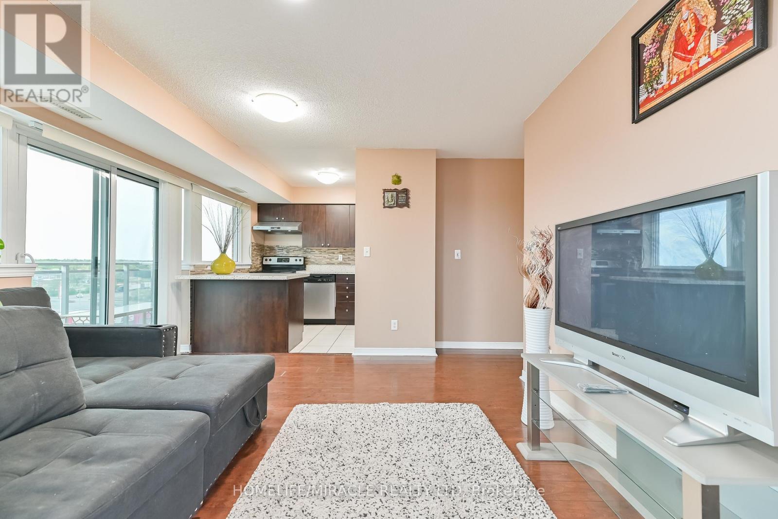 709 - 215 Queen Street E, Brampton, Ontario  L6W 0A9 - Photo 10 - W12371737