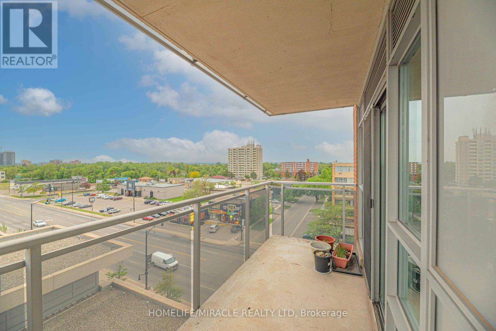 709 - 215 Queen Street E, Brampton, Ontario  L6W 0A9 - Photo 33 - W12371737