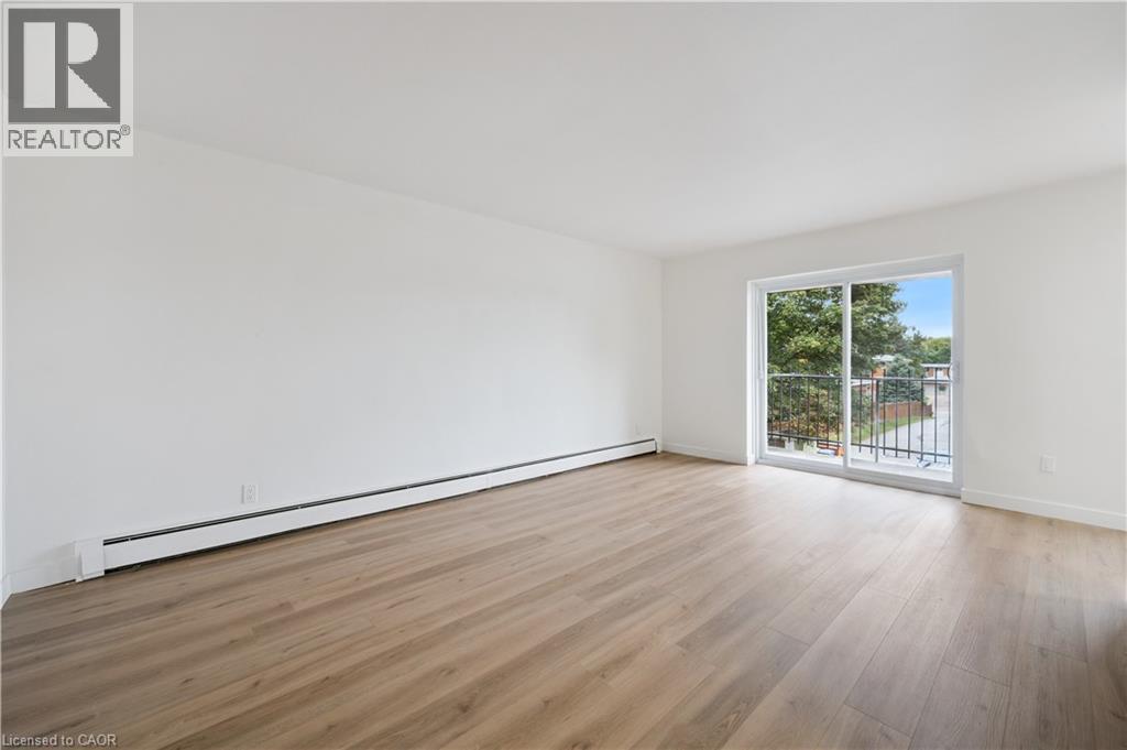 705 Glen Forrest Boulevard Unit# 8, Waterloo, Ontario  N2L 4K7 - Photo 10 - 40766487