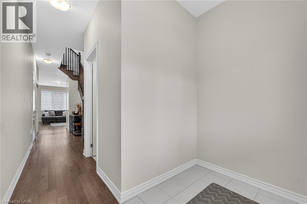 49 Sugar May Avenue, Thorold, Ontario  L2V 0L3 - Photo 5 - 40766011