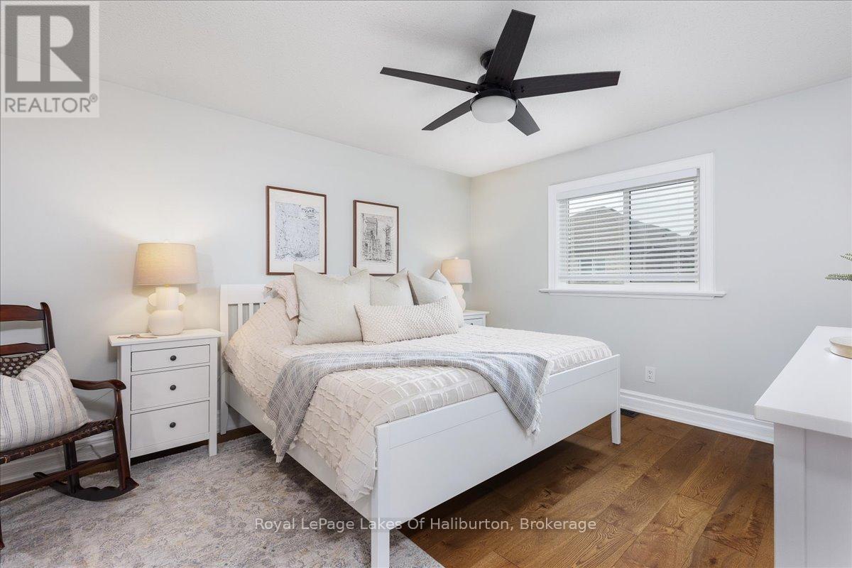 206 Birkshire Drive, Aurora (Bayview Wellington), Ontario  L4G 7R8 - Photo 20 - N12384163