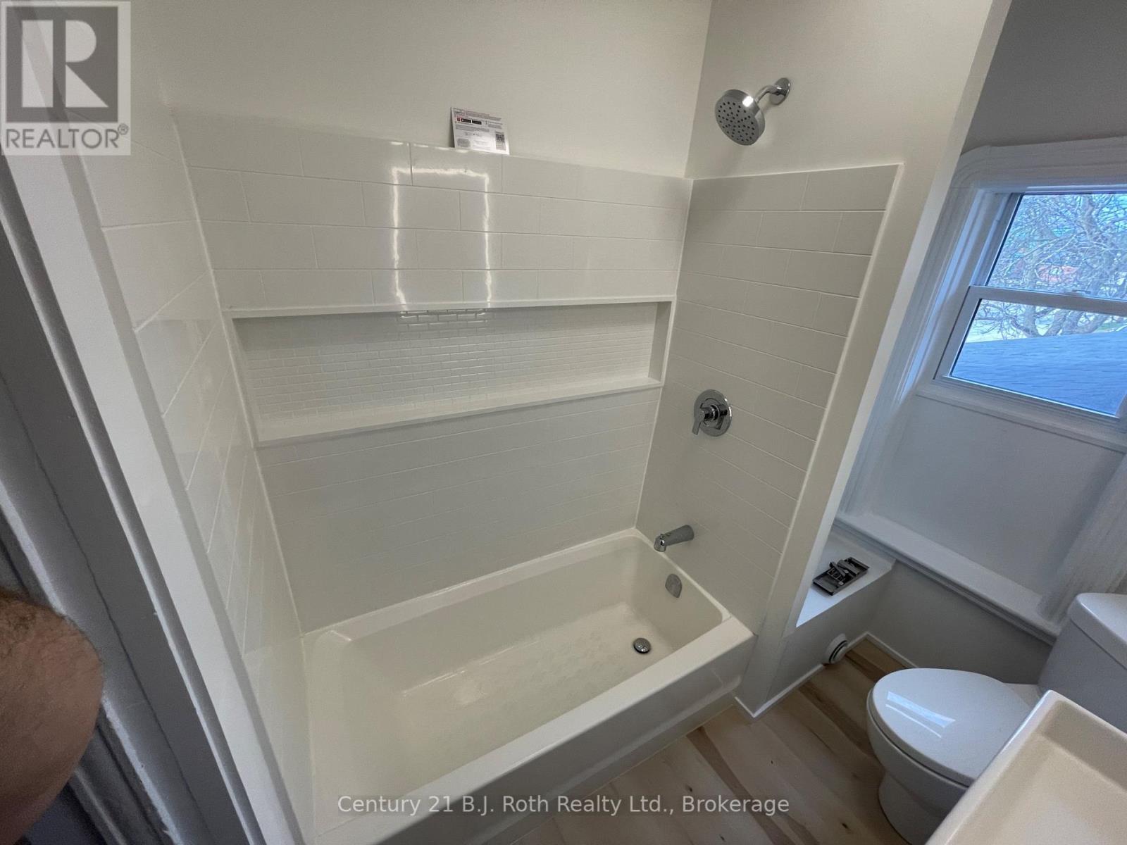 442 Midland Avenue, Midland, Ontario  L4R 3L3 - Photo 14 - S12384249