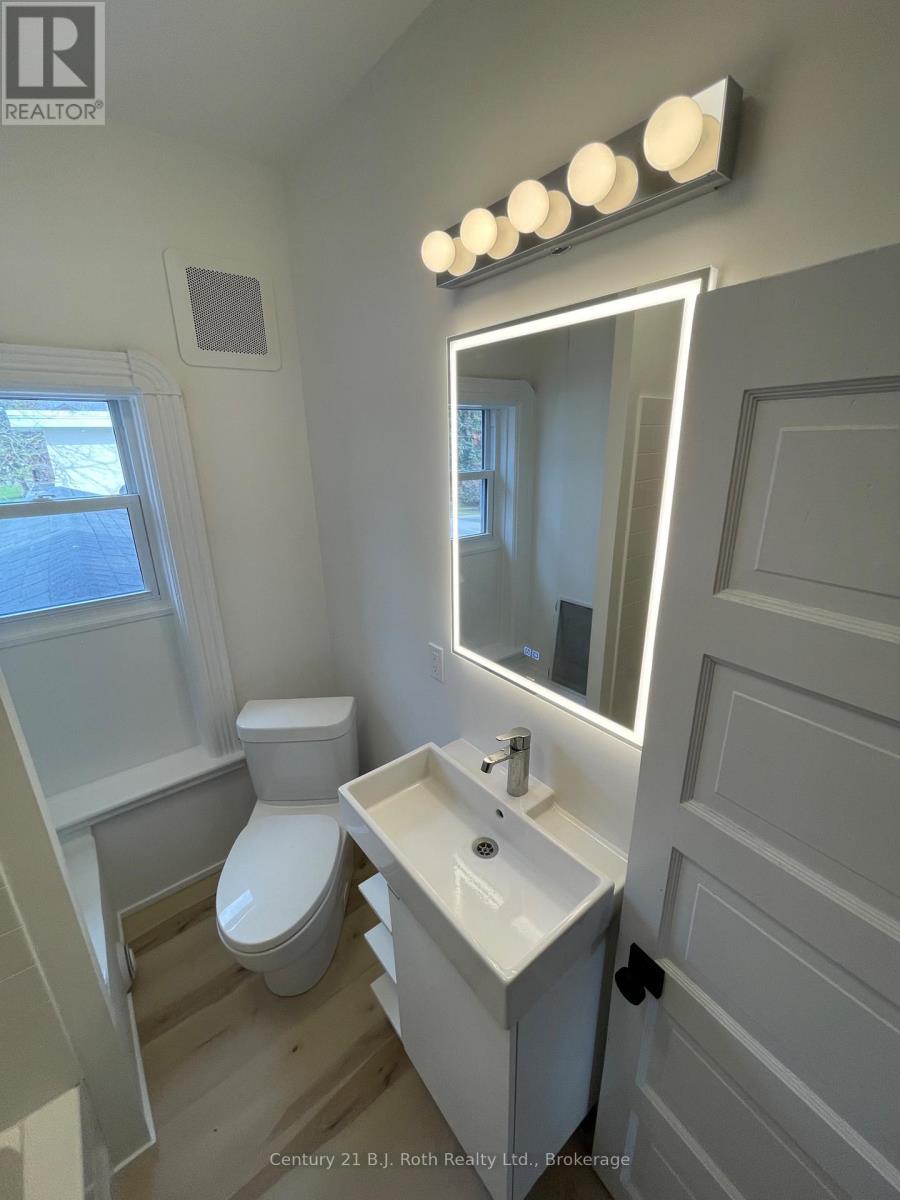 442 Midland Avenue, Midland, Ontario  L4R 3L3 - Photo 15 - S12384249