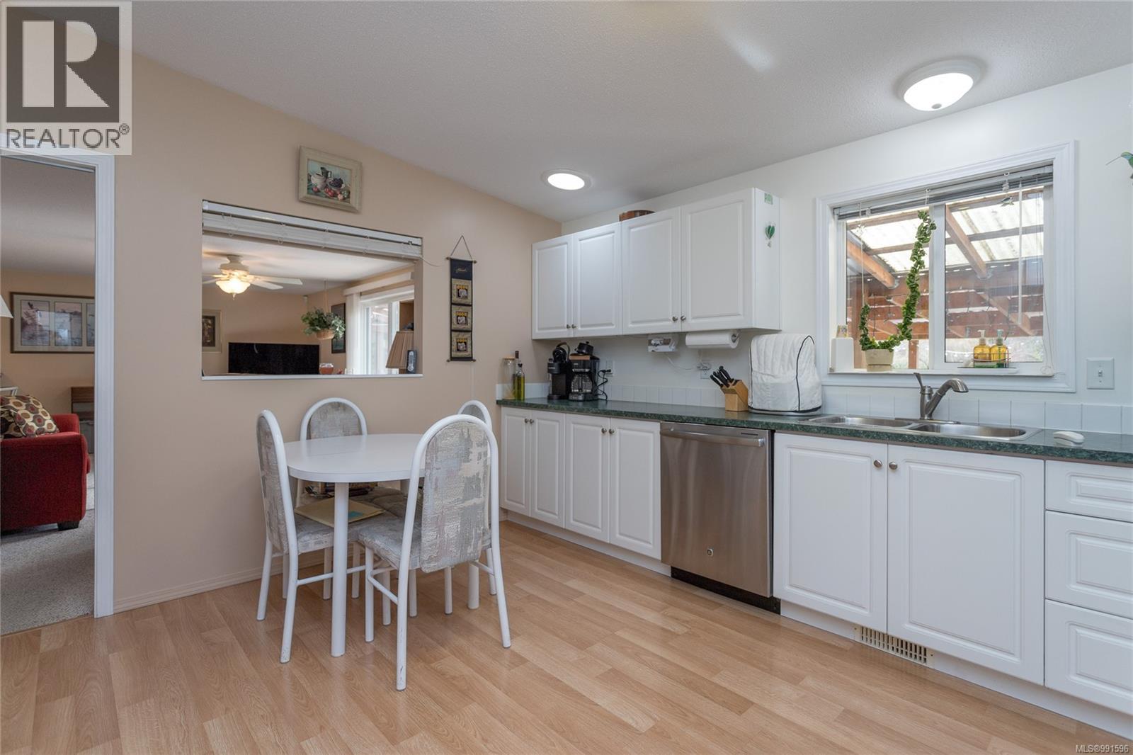 8250 Price Rd, Youbou, British Columbia  V0R 3E1 - Photo 11 - 991596