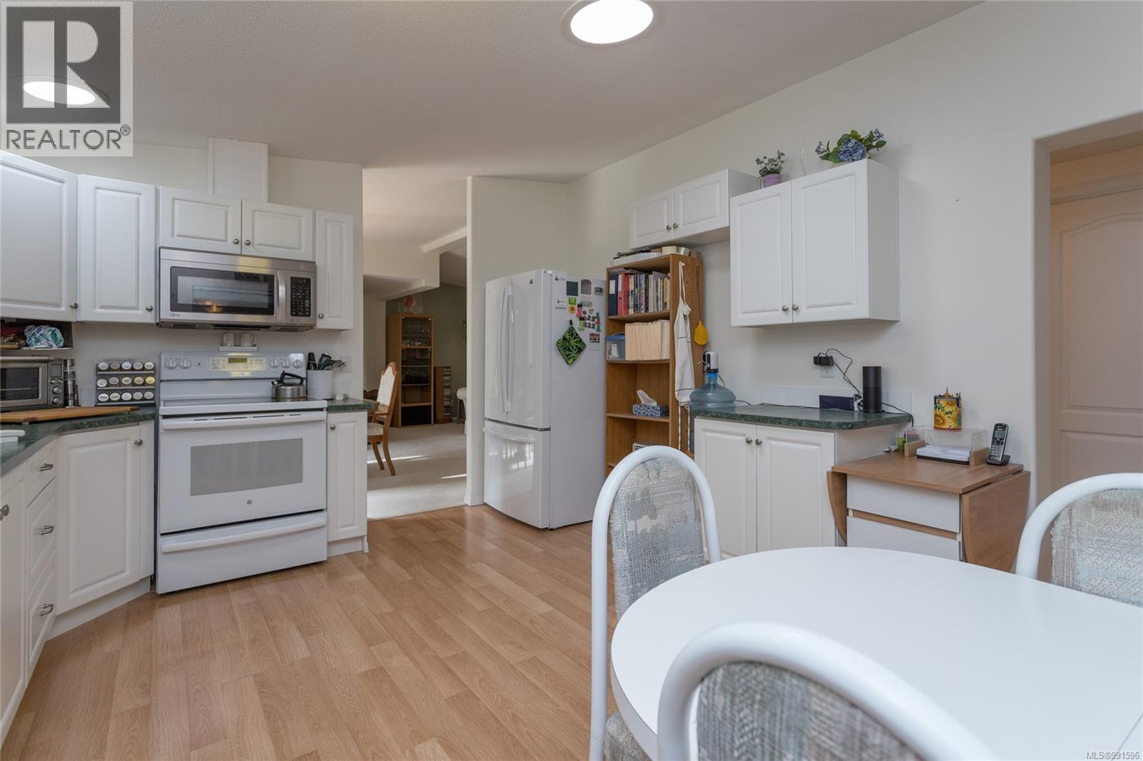 8250 Price Rd, Youbou, British Columbia  V0R 3E1 - Photo 10 - 991596