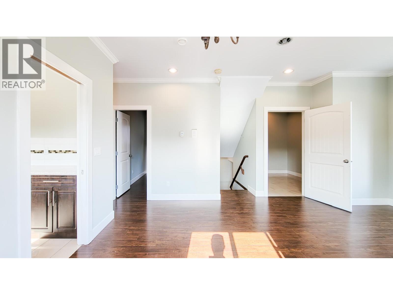 3096 E 26th Avenue, Vancouver, British Columbia  V5R 1L6 - Photo 4 - R3044080