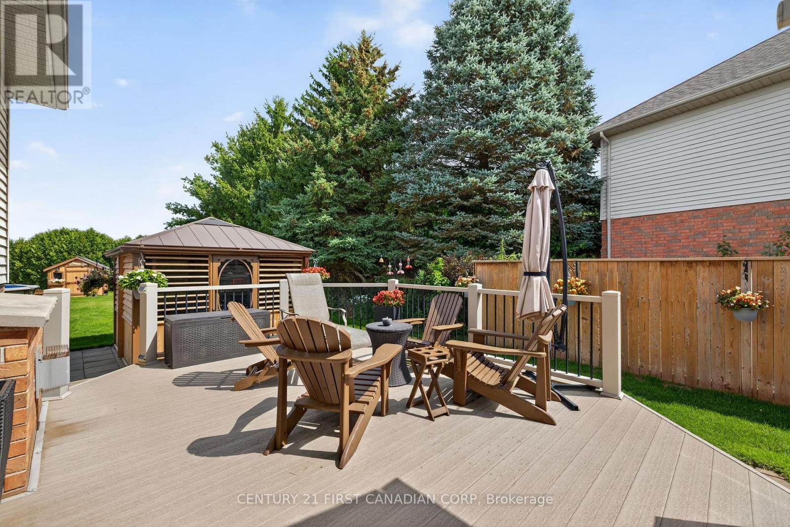 19 Hemlock Boulevard, Strathroy-Caradoc (Se), Ontario  N7G 4B9 - Photo 32 - X12384179