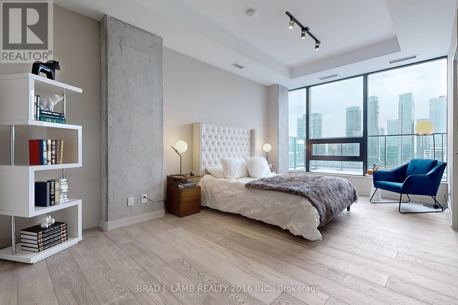 1702 - 458 Richmond Street W, Toronto (Waterfront Communities), Ontario  M5V 0S9 - Photo 16 - C12383968