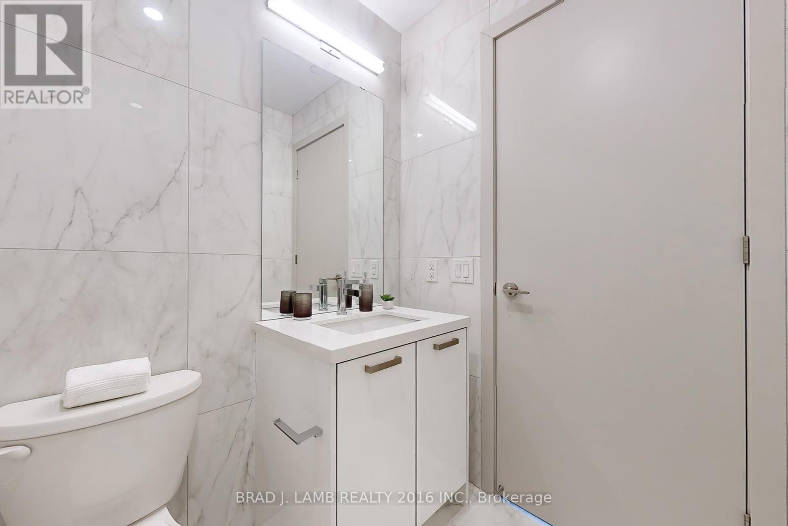 1702 - 458 Richmond Street W, Toronto (Waterfront Communities), Ontario  M5V 0S9 - Photo 36 - C12383968