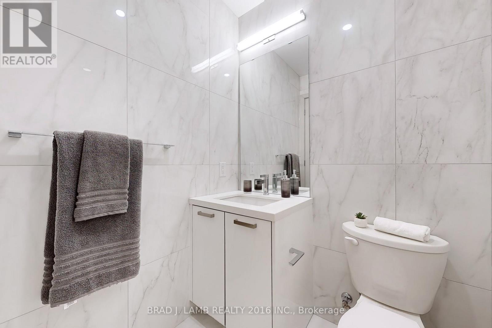 1702 - 458 Richmond Street W, Toronto (Waterfront Communities), Ontario  M5V 0S9 - Photo 37 - C12383968