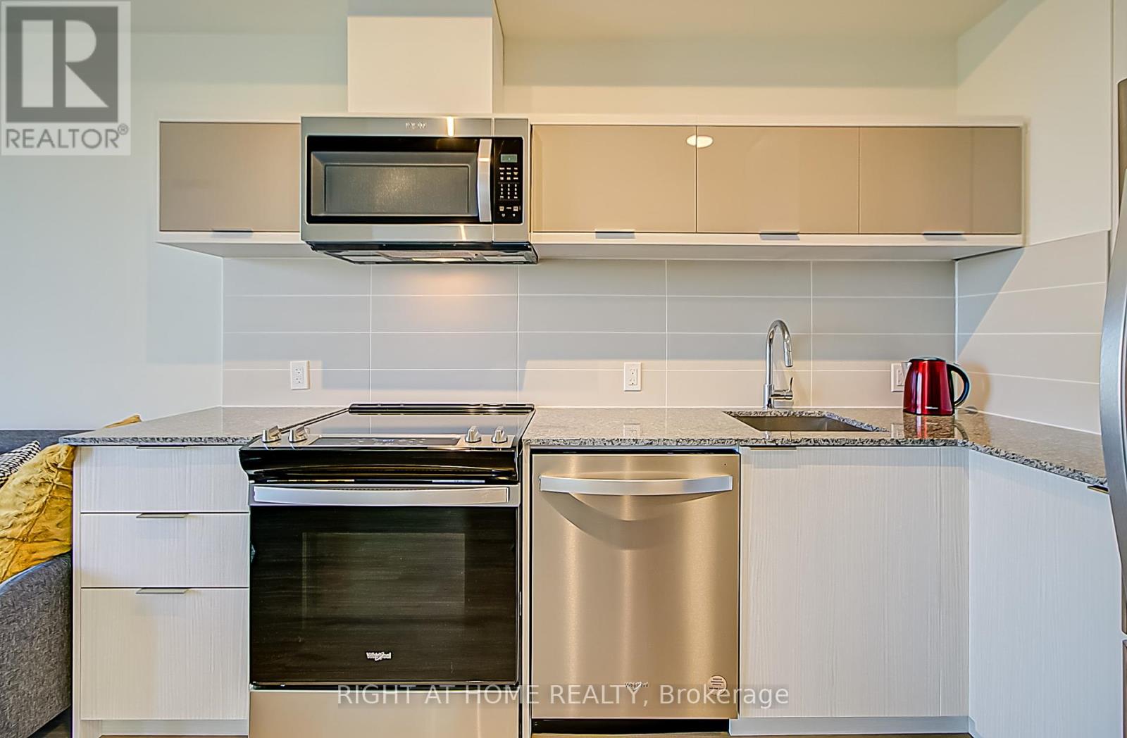 1107 - 10 Deerlick Court, Toronto, Ontario  M3A 0A7 - Photo 10 - C12384078