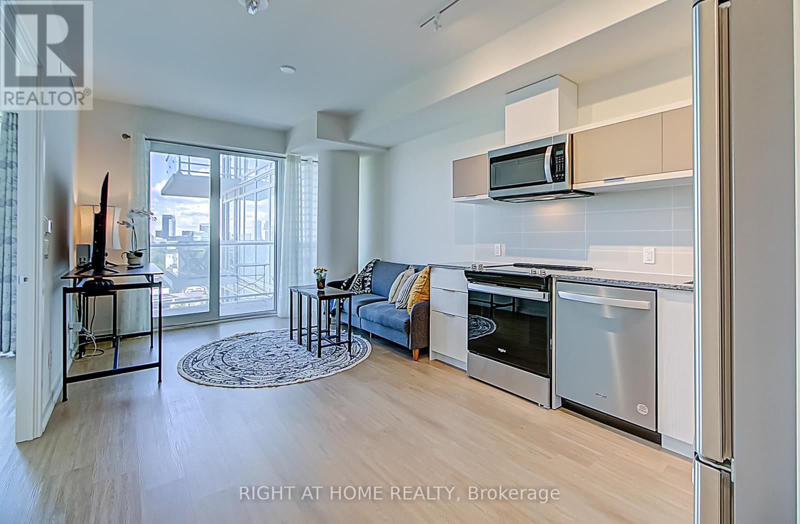 1107 - 10 Deerlick Court, Toronto, Ontario  M3A 0A7 - Photo 2 - C12384078
