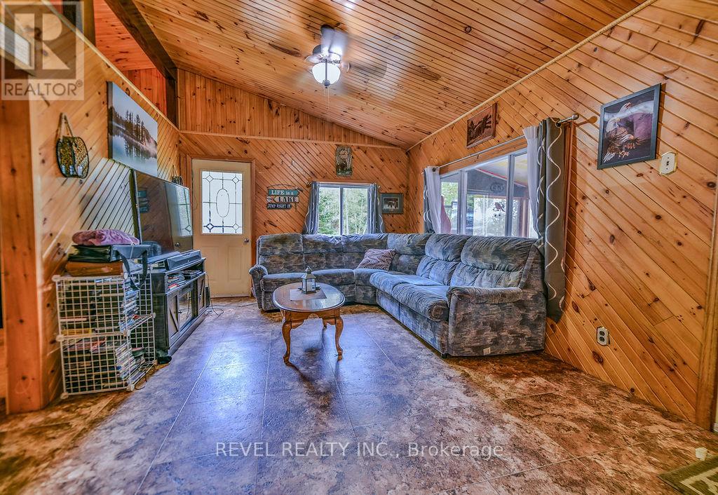 24 South End Access, Smooth Rock Falls, Ontario  P0L 2B0 - Photo 20 - T12384192