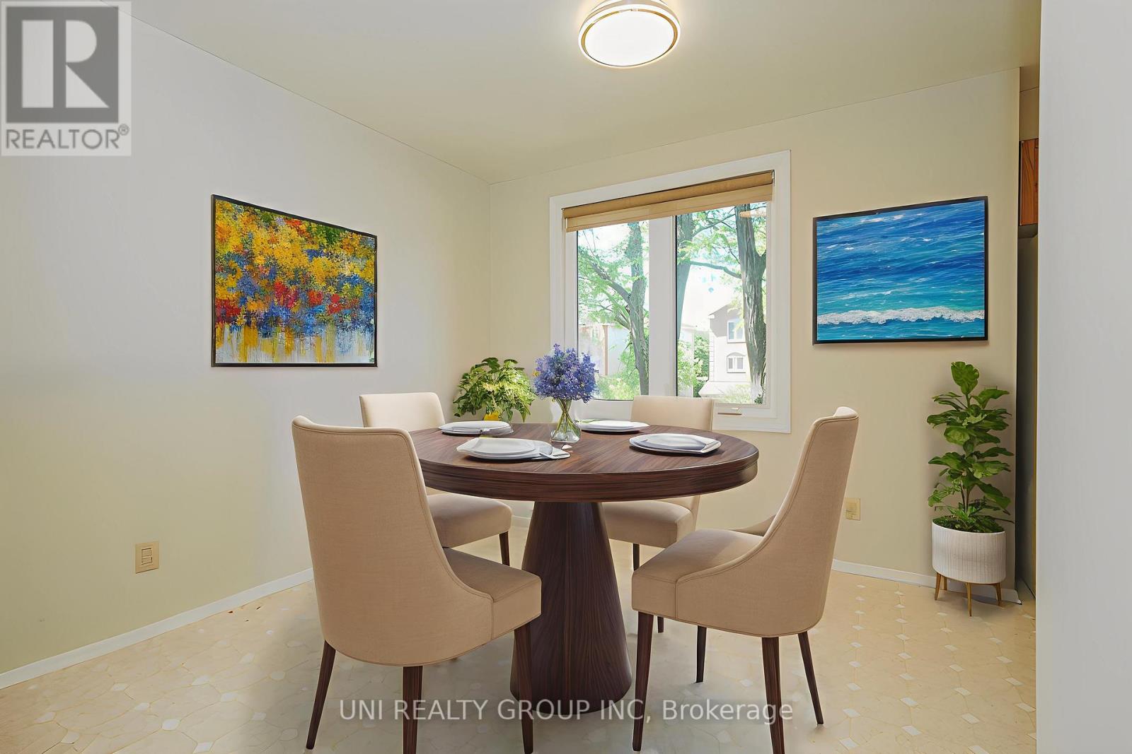 19 Arbordale Crescent, Ottawa, Ontario  K2G 5C7 - Photo 18 - X12384154