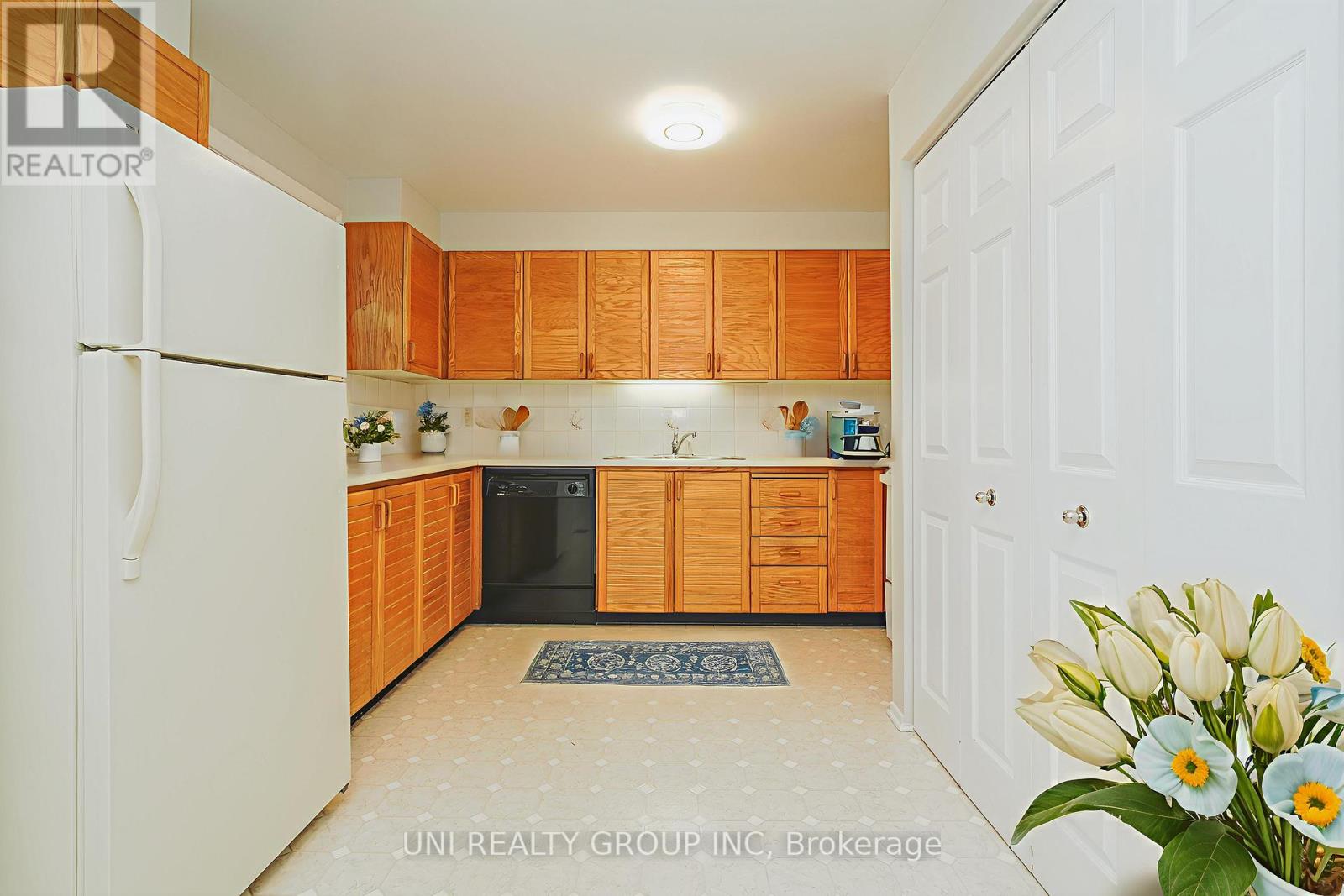 19 Arbordale Crescent, Ottawa, Ontario  K2G 5C7 - Photo 20 - X12384154