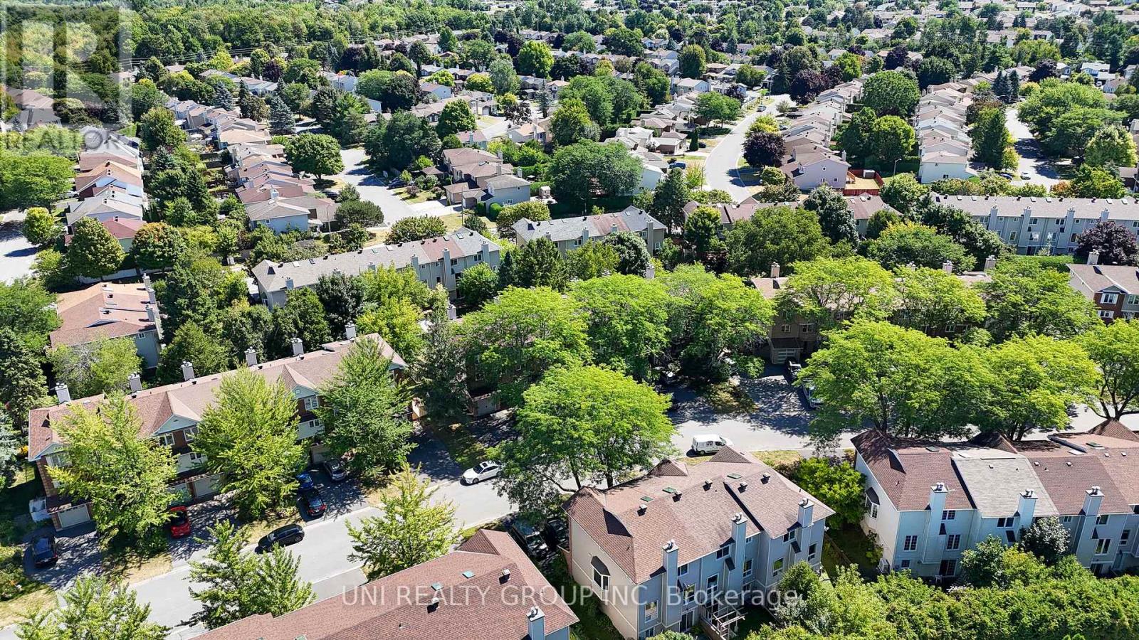 19 Arbordale Crescent, Ottawa, Ontario  K2G 5C7 - Photo 44 - X12384154