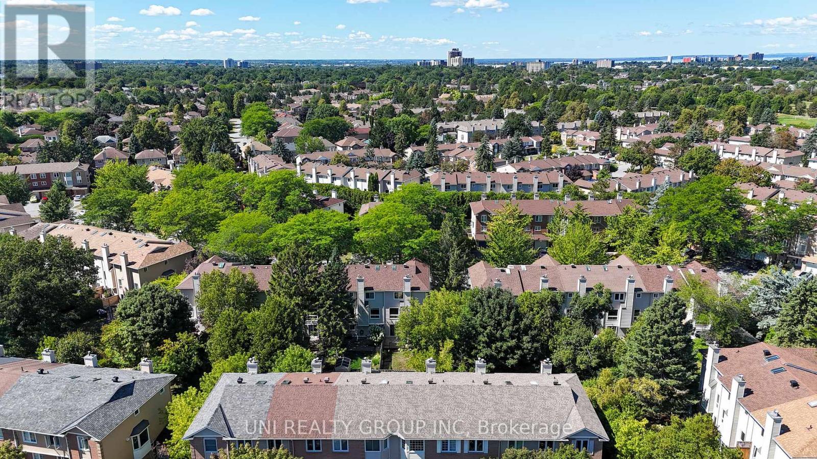 19 Arbordale Crescent, Ottawa, Ontario  K2G 5C7 - Photo 48 - X12384154