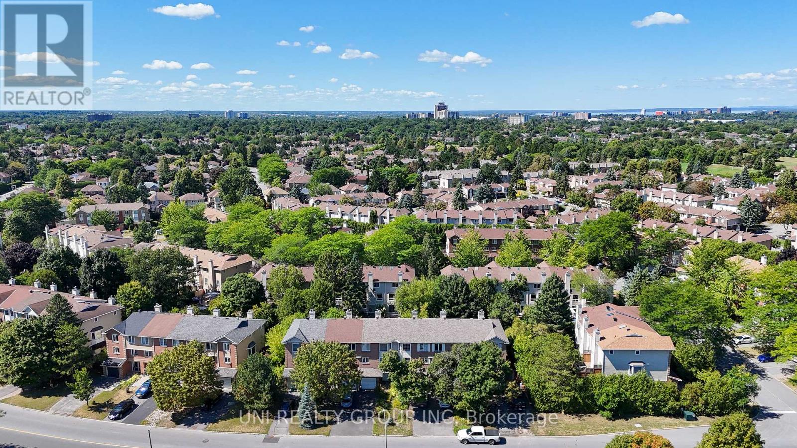 19 Arbordale Crescent, Ottawa, Ontario  K2G 5C7 - Photo 49 - X12384154
