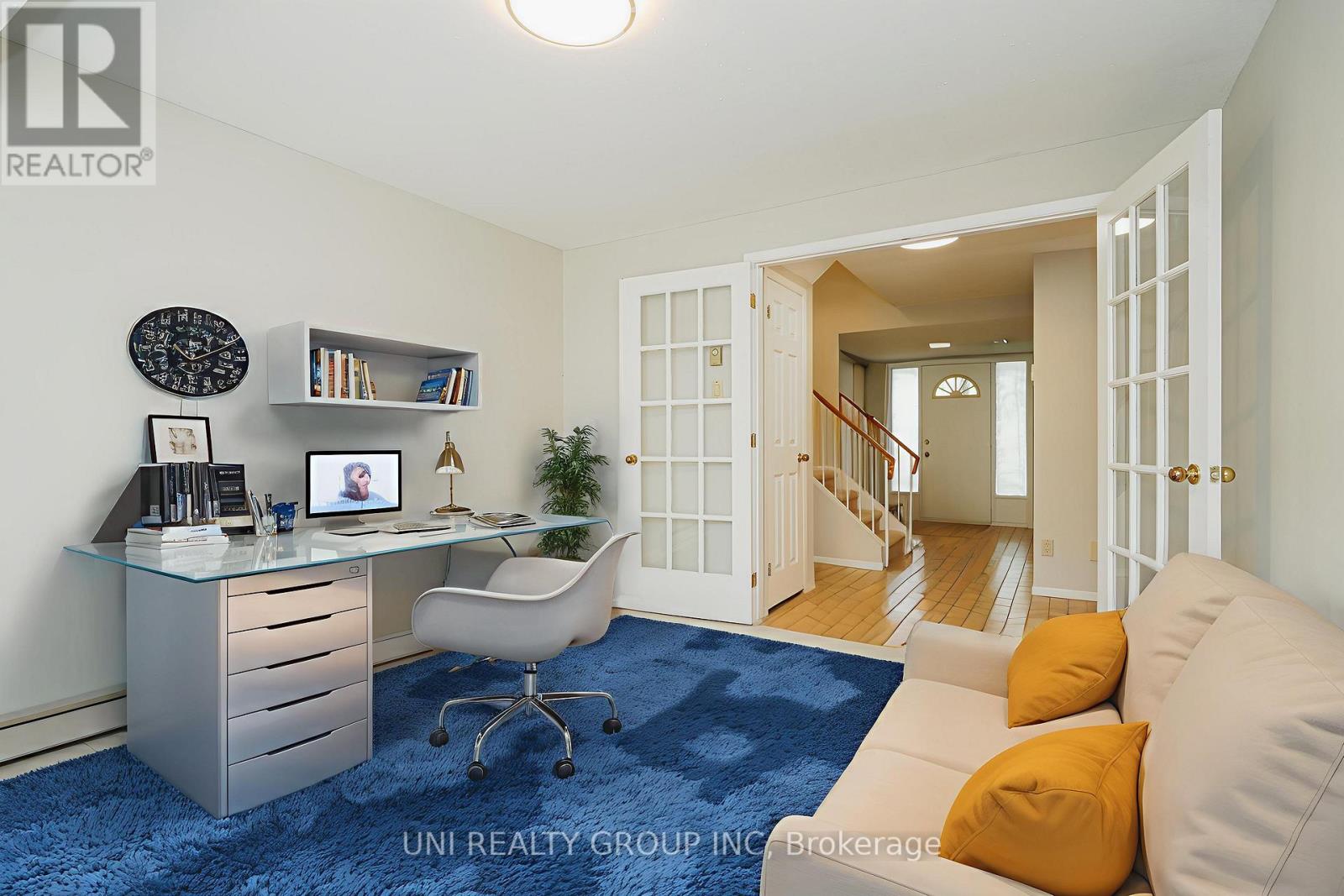 19 Arbordale Crescent, Ottawa, Ontario  K2G 5C7 - Photo 8 - X12384154