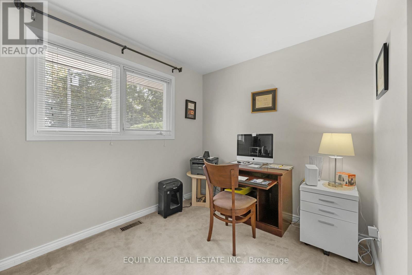 2 Parkside Crescent, Ottawa, Ontario  K2G 3B5 - Photo 20 - X12384177