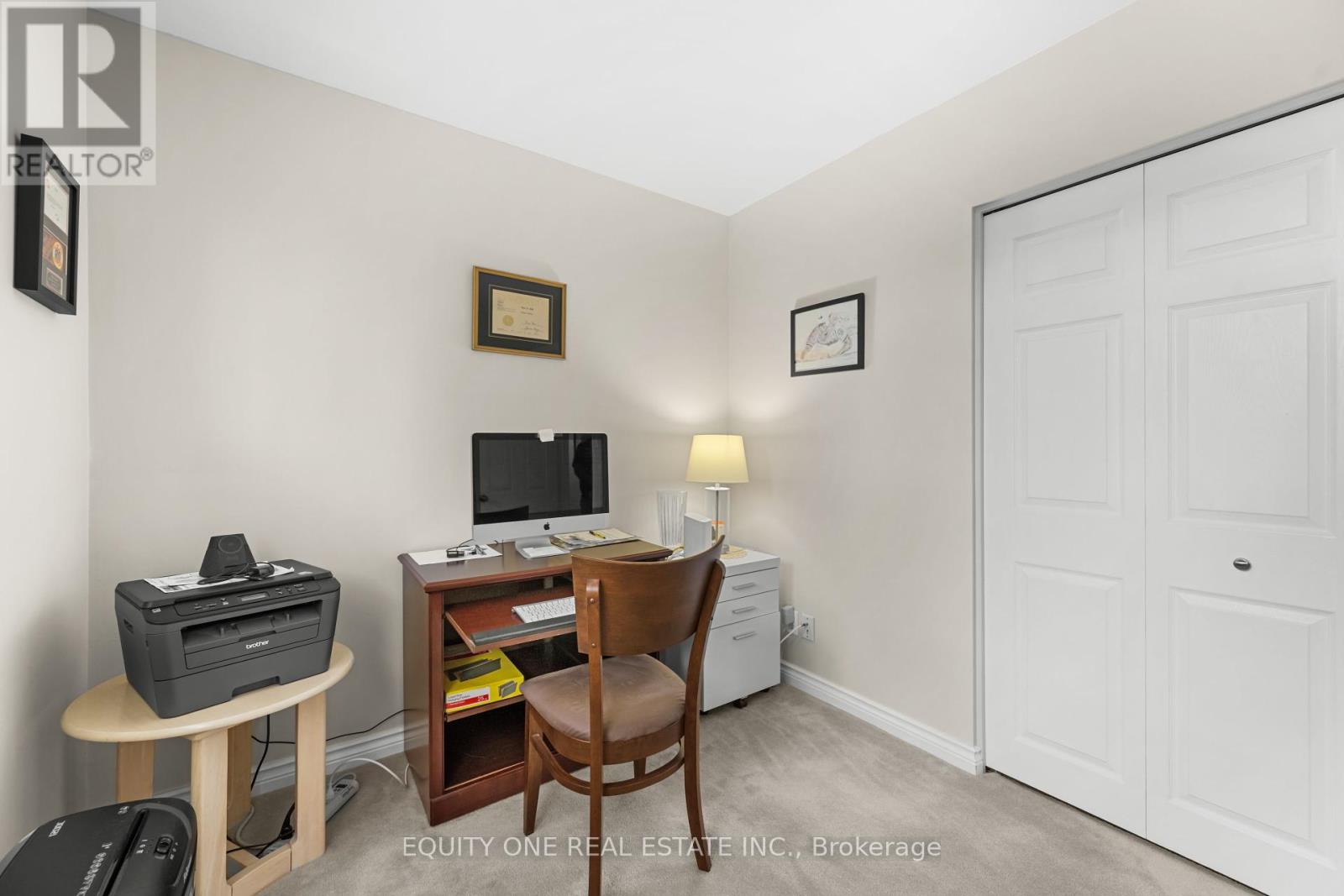 2 Parkside Crescent, Ottawa, Ontario  K2G 3B5 - Photo 21 - X12384177