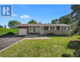 2 PARKSIDE CRESCENT, Ottawa, Ontario