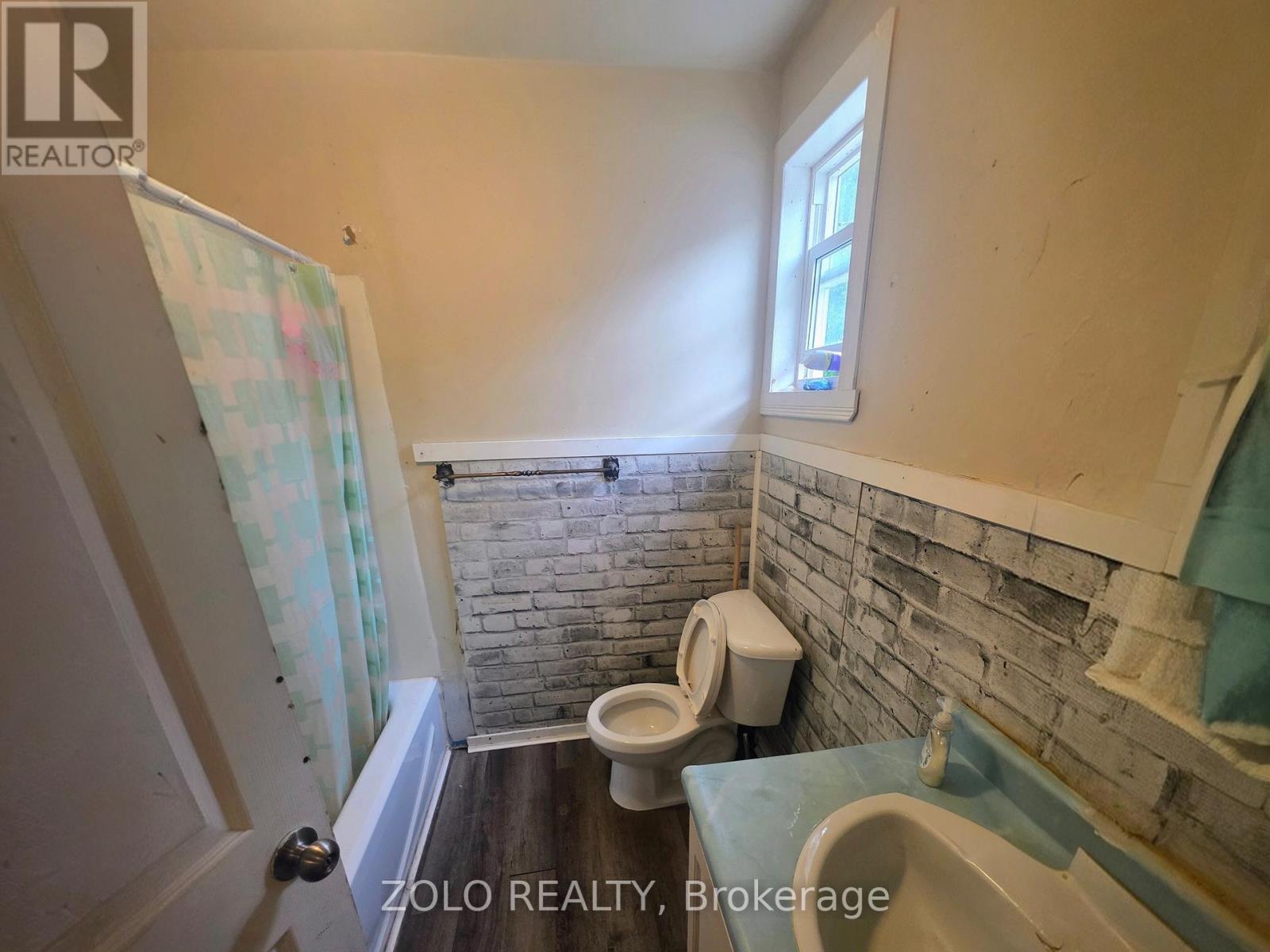 312 Prince Arthur Street, Cornwall, Ontario  K6H 4N9 - Photo 10 - X12384202