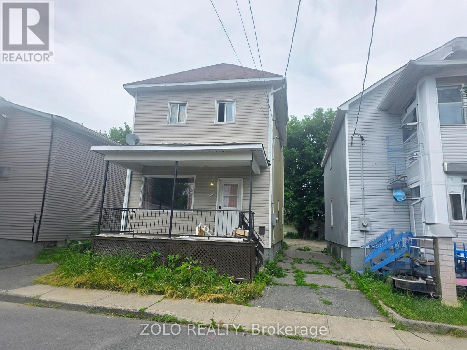 312 Prince Arthur Street, Cornwall, Ontario  K6H 4N9 - Photo 2 - X12384202