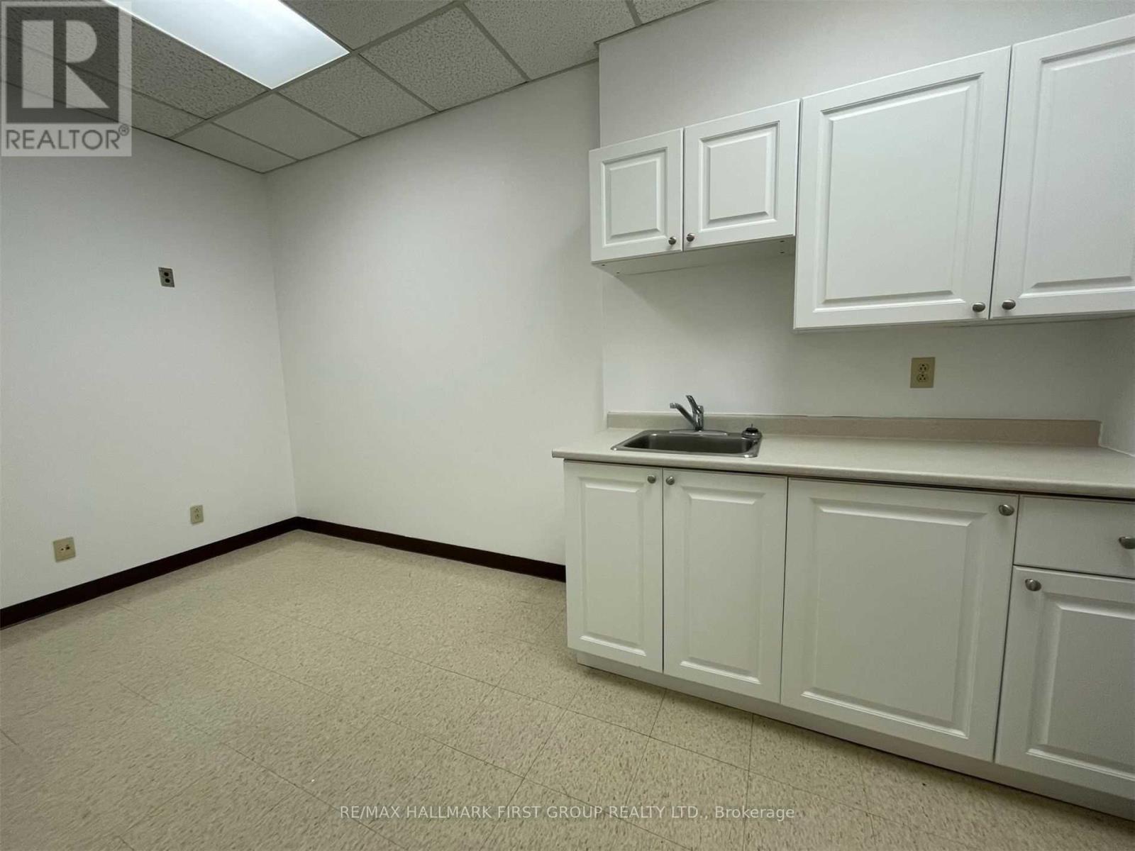 Om1#15b - 1400 Bayly Street, Pickering, Ontario  L1W 3R2 - Photo 12 - E12383926