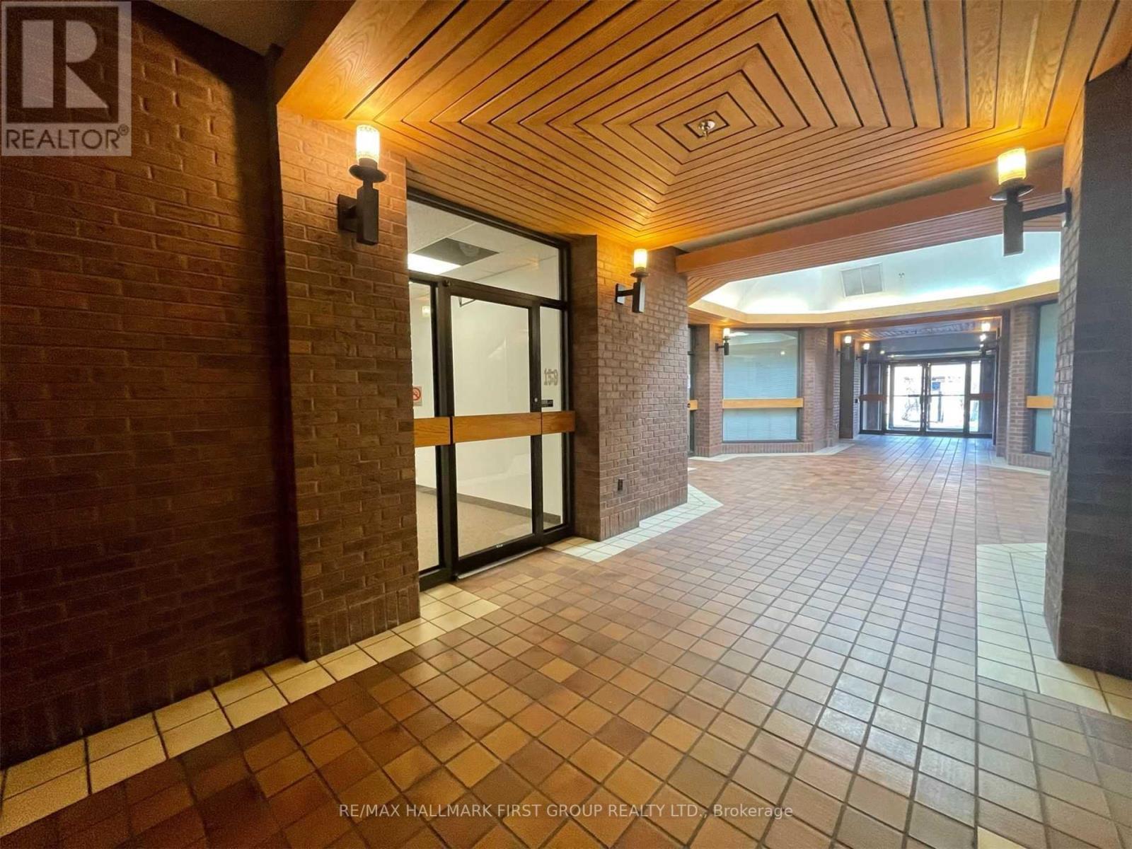 Om1#15b - 1400 Bayly Street, Pickering, Ontario  L1W 3R2 - Photo 2 - E12383926