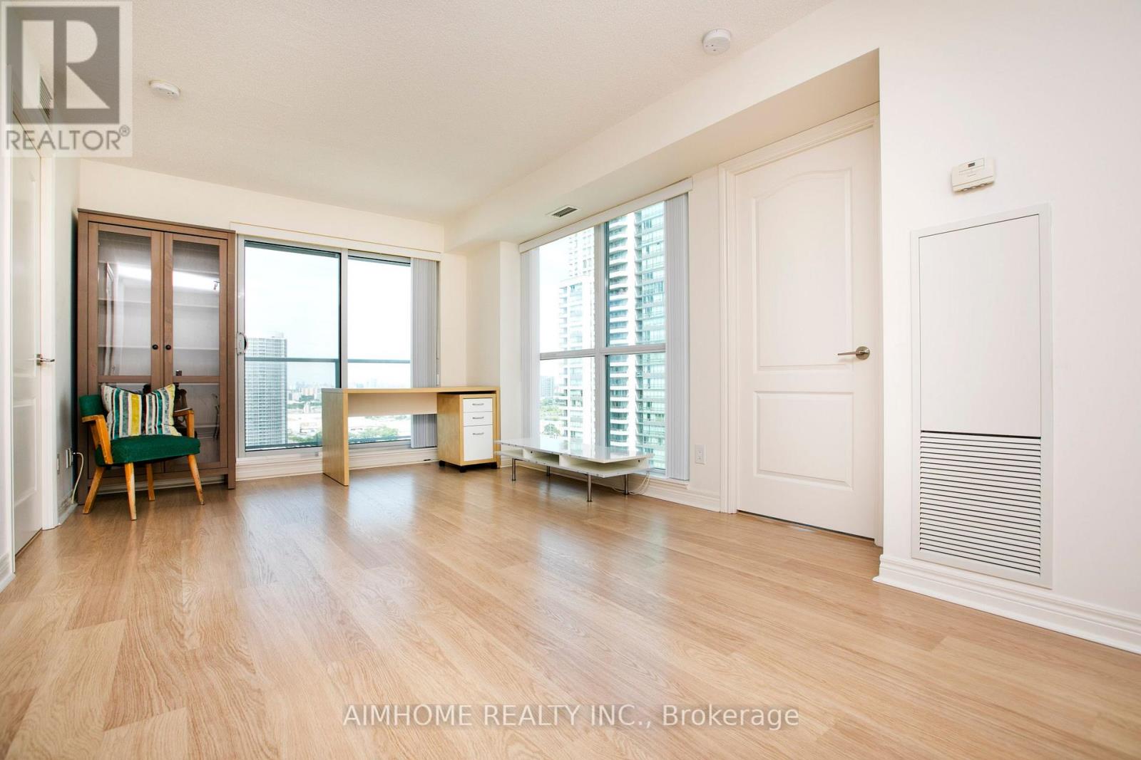 2402 - 60 Town Centre Court, Toronto, Ontario  M1P 0B1 - Photo 8 - E12384108