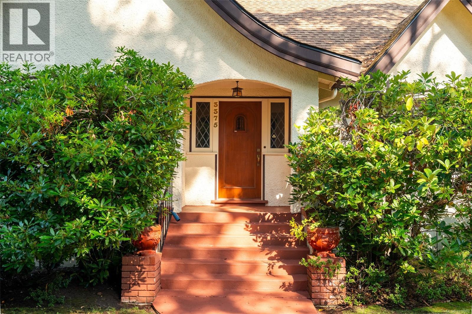 Property at 3375 Weald Rd image 2