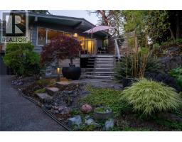 1376 Craigflower Rd Kinsmen Park, Esquimalt, Ca