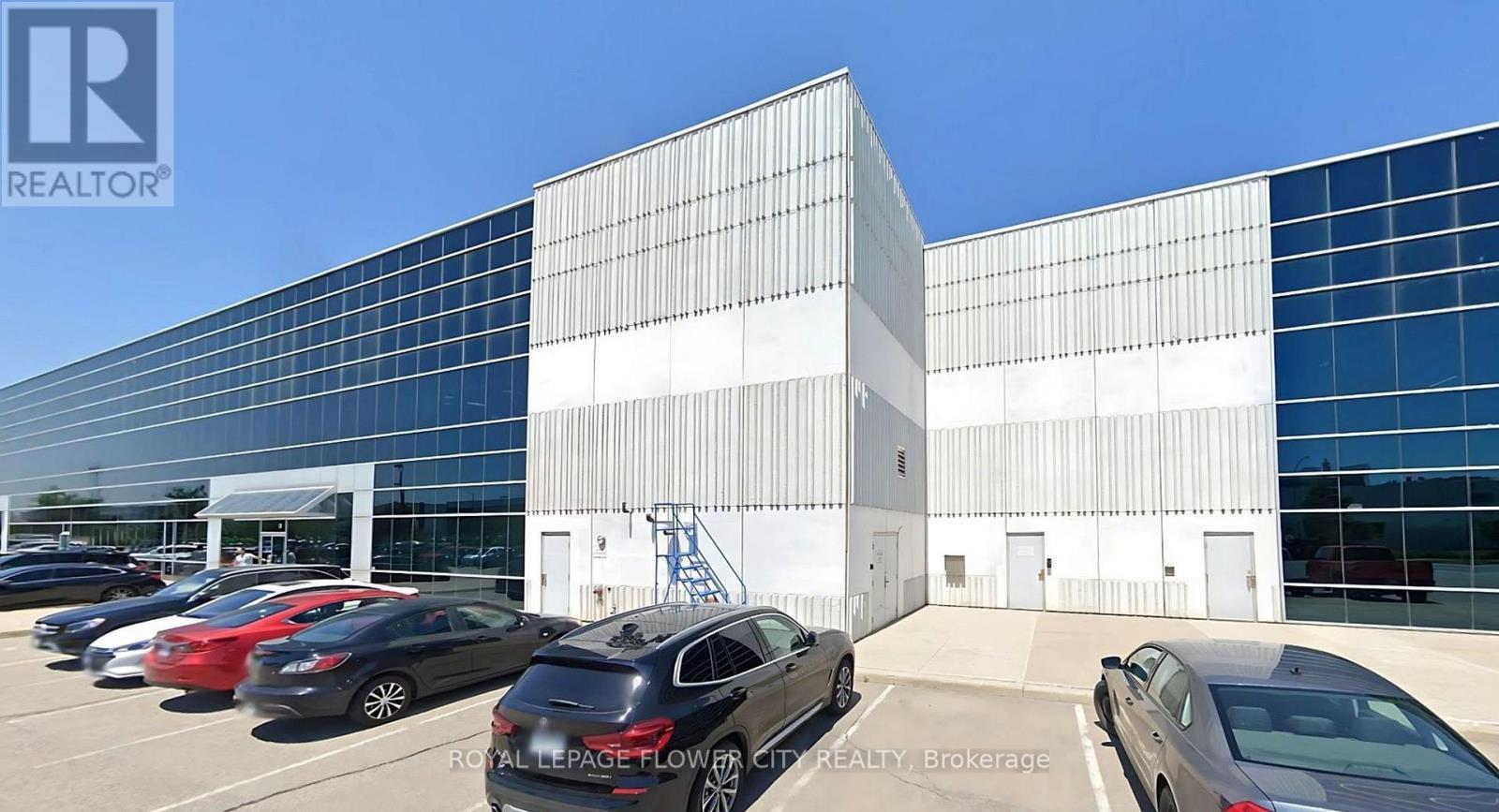4 - 400 ZENWAY BOULEVARD, Vaughan, Ontario